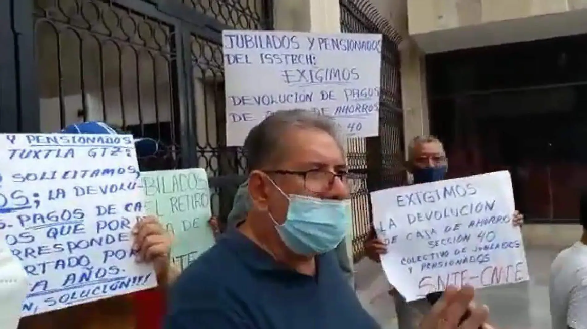 profesores manifestacion contra isstech 3